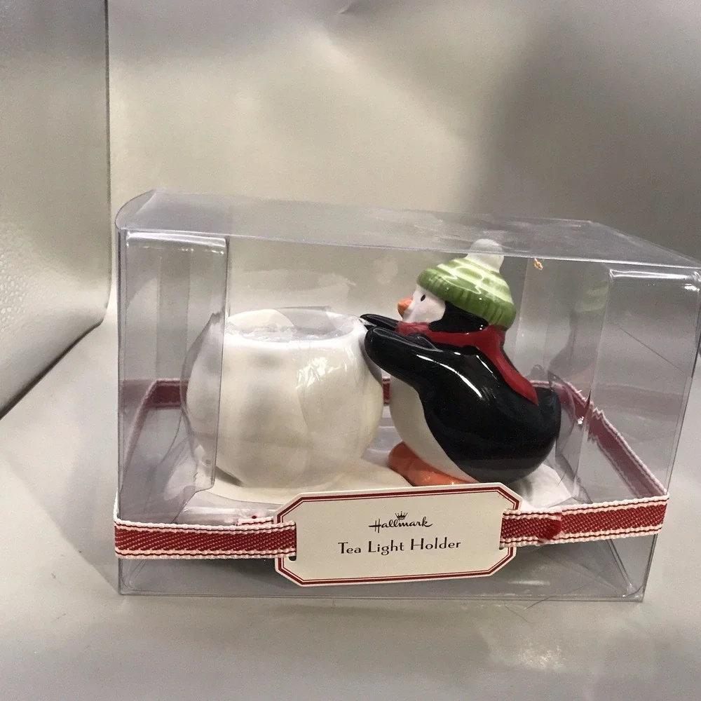 Hallmark Penguin Tea Light Candle Holder‎ Ceramic Christmas Decor 4x6in